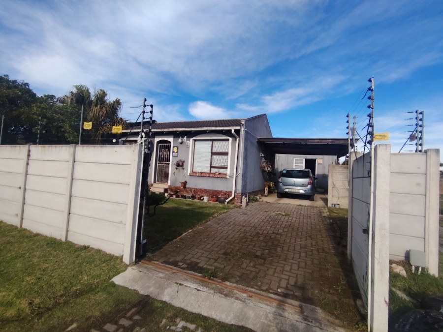 2 Bedroom Property for Sale in Sherwood Eastern Cape
